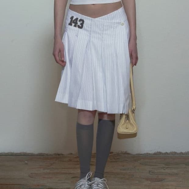 스컬프터 Wrap Skirt White Pinstripe