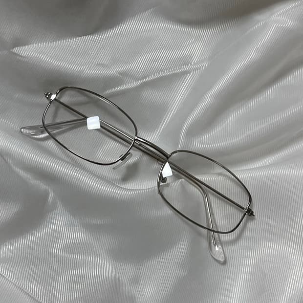 실버테 안경