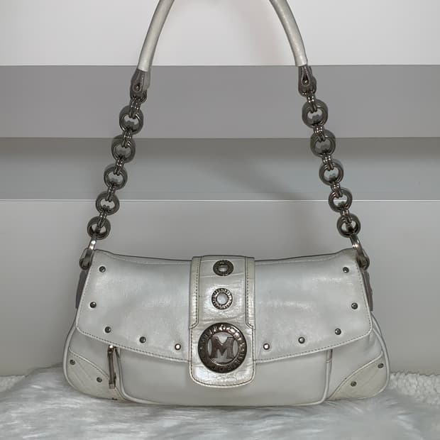 Metro city white shoulder bag y2k