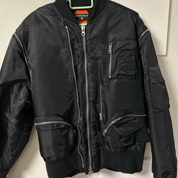 넥스트 도어립스 마원 봄버