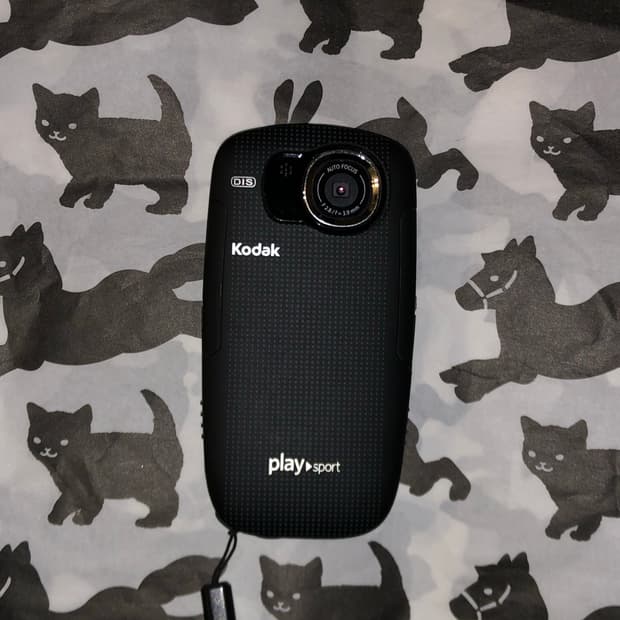 코닥 플레이스포츠 캠코더 및 디카