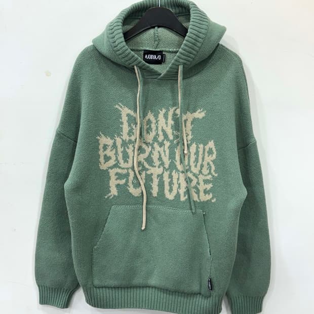 아조바이조 민트 후드니트