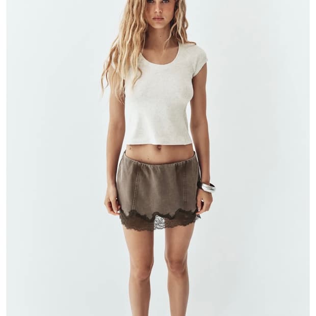 zara 러프 라운드넥 티셔츠