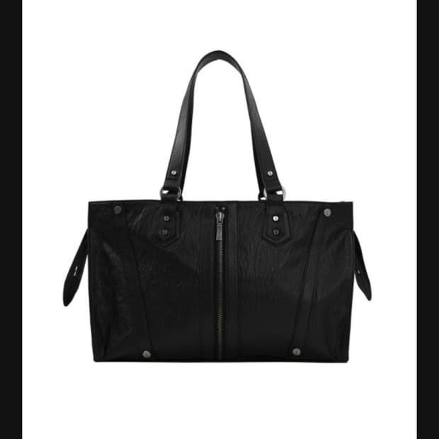 보헤미안 서울 지퍼 디테일 가방 구해요!