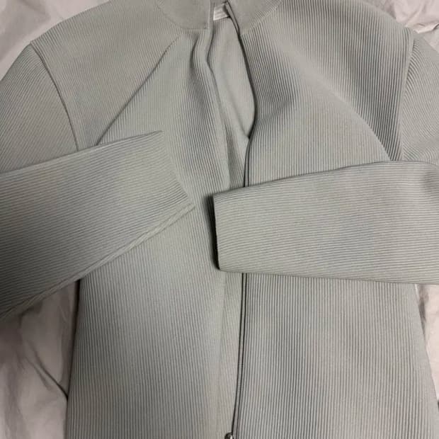 아모멘토 모크넥 집업 M