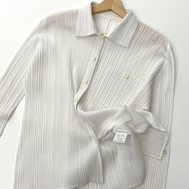 Pleats Please 플리츠플리즈 화이트 가디건