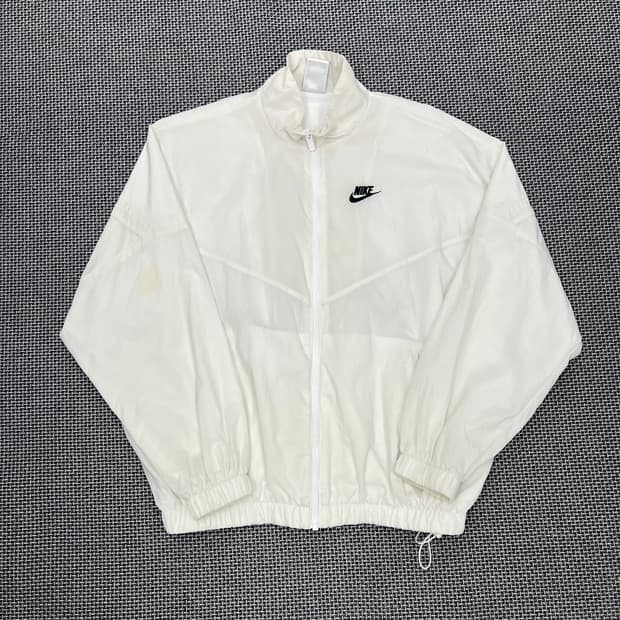 나이키 화이트 바람막이