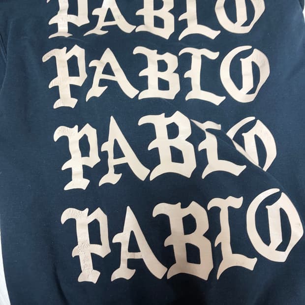 칸예 파블로 후드티 xl 처분합니다