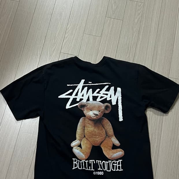 스투시 검은색 티셔츠