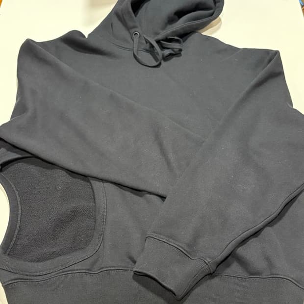 Toga x h&m 컷아웃 후드티