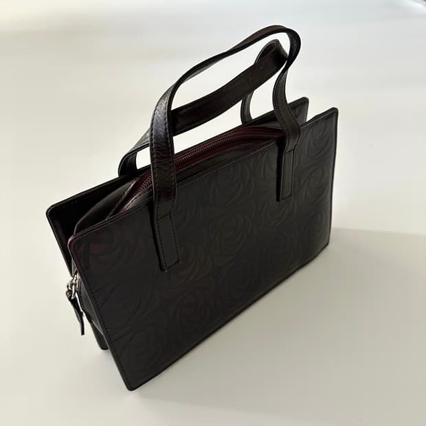 이세이미야케 im product 가죽 토트백