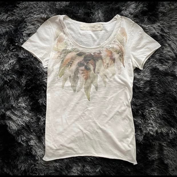 goa feather tshirt