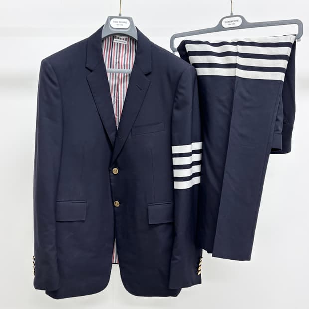 [4,3]톰브라운 사선완장 클래식 정장 셋업