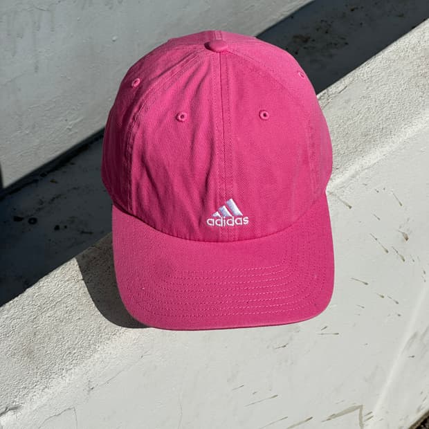 (새상품) [M-L] 아디다스 로고 핑크 볼캡 모자