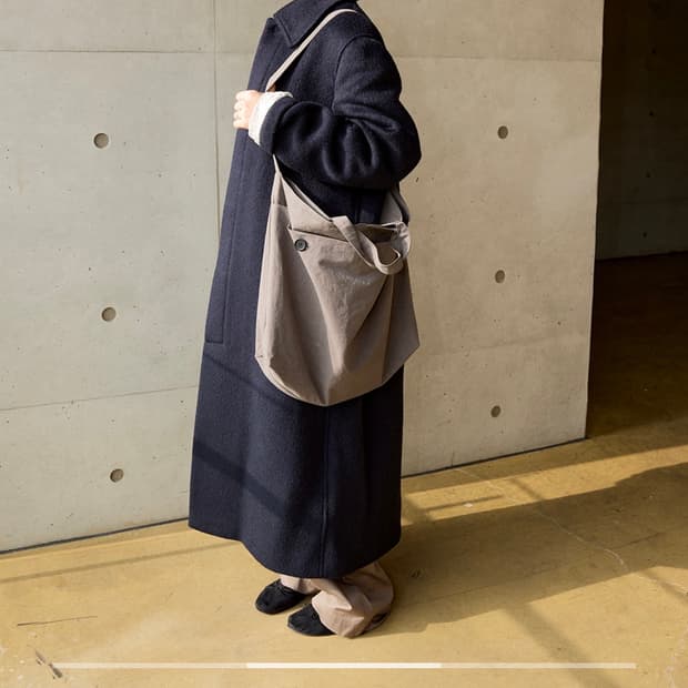 serus 리버시블백 구해요!