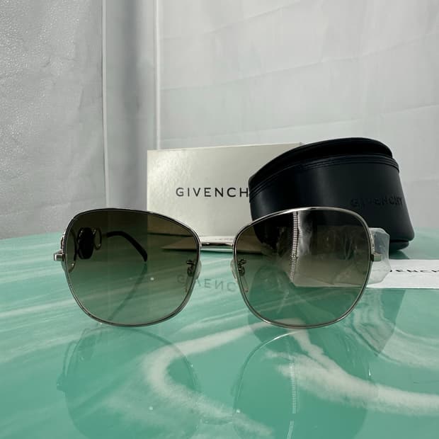 [정품 새상품 무료배송] 지방시 여성 선글라스