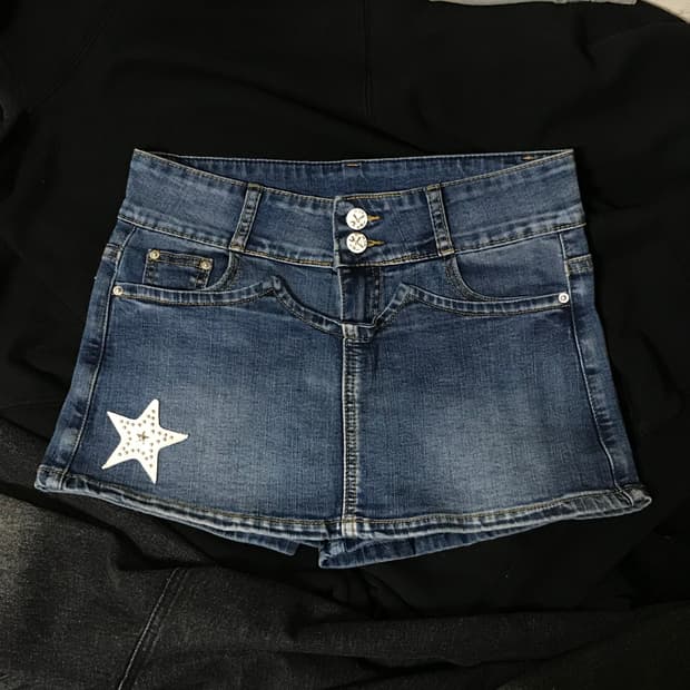 Star printed y2k shorts denim