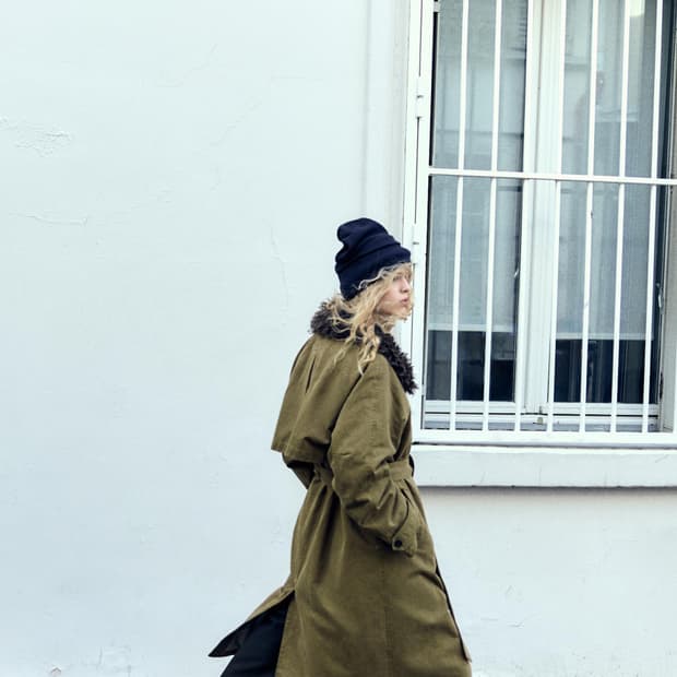 자라 페이크 퍼 칼라 왁스드 트렌치 코트 XS