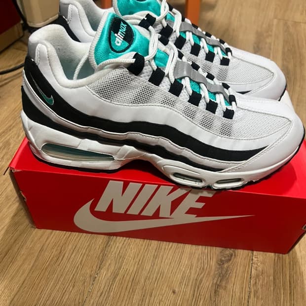 나이키 에어맥스 95 에메랄드 290