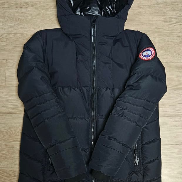 (매장정품 한글택)캐나다구스 하프패딩 블랙 L(100~105) 특A급