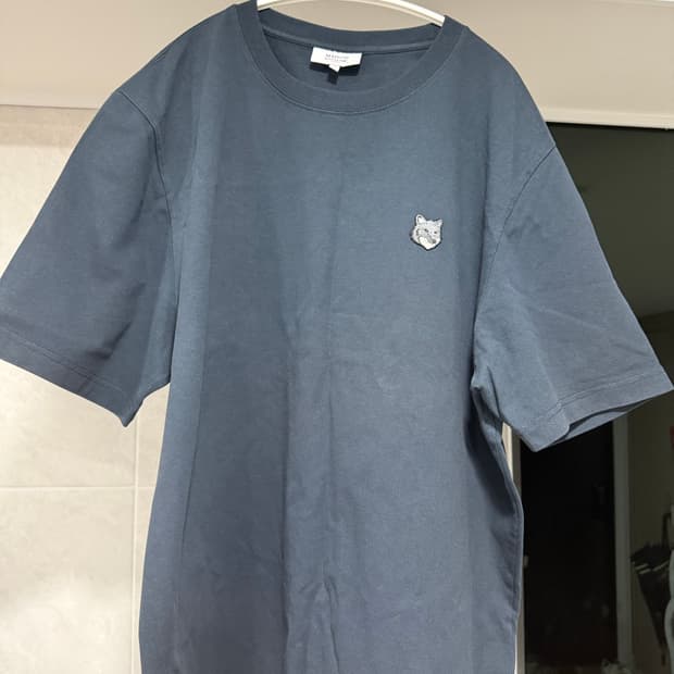 메종키츠네 네이비 폭스 반팔티