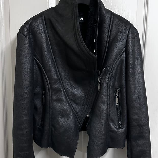 Forever 21 Cropped Shearling Jacket