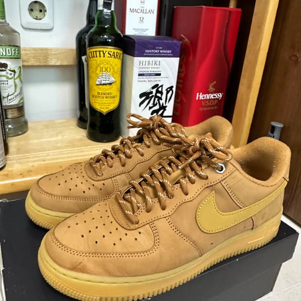 나이키 에어포스 로우 브라운 260