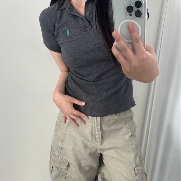 랄프로렌 차콜 2버튼 슬림핏 카라 티셔츠