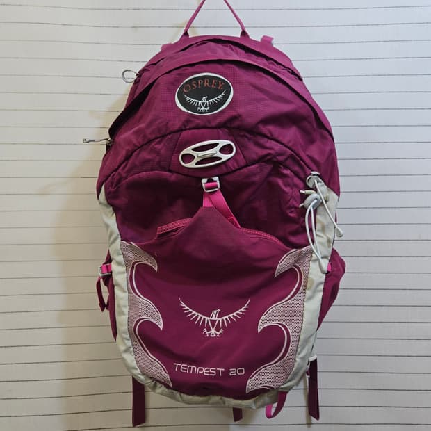 오스프리 Tempest 20 등산 배낭 퍼플