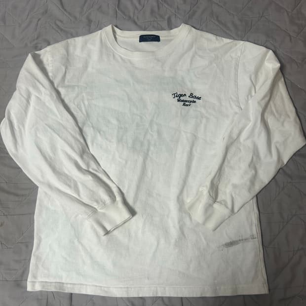 백넘버 자수 롱슬리브