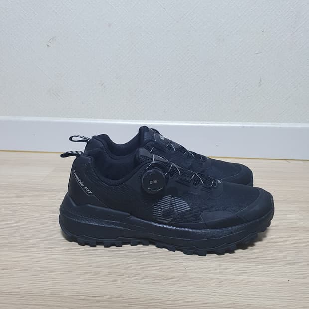 네파 고어텍스 트레킹화 260