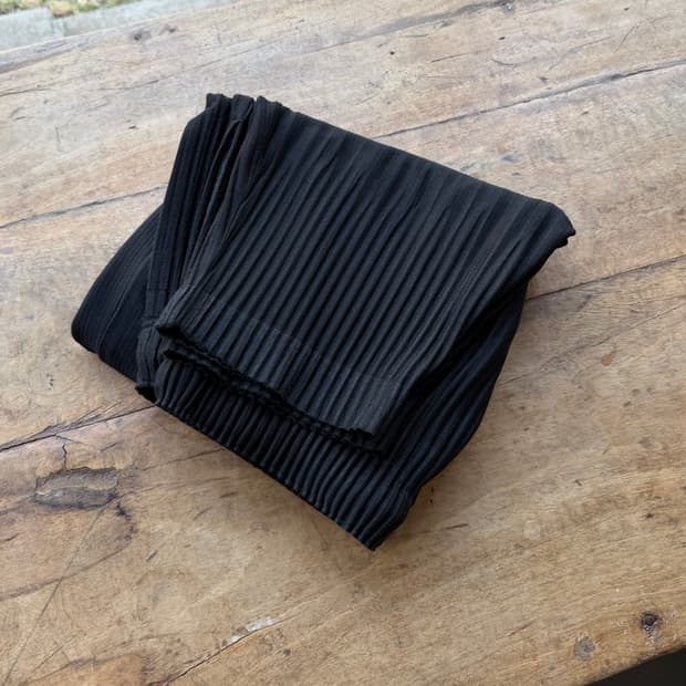 이세이미야케 homme plisse 바지 블랙 size 1