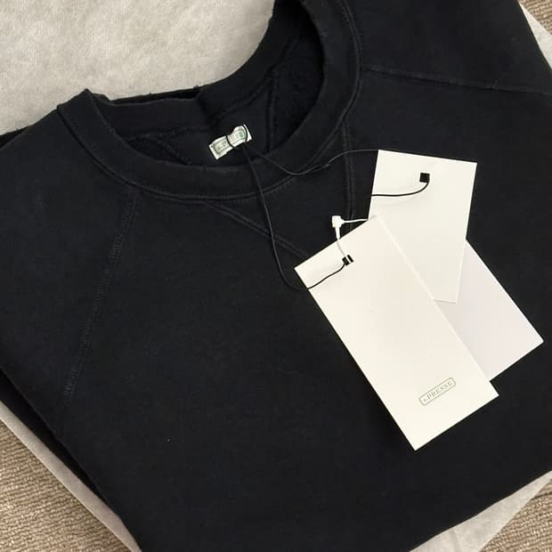 아프레쎄 빈티지 더블 브이 스웻 블랙 3