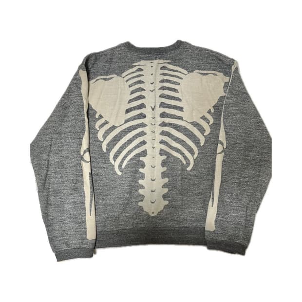 [4] 캐피탈 본 스웻 맨투맨