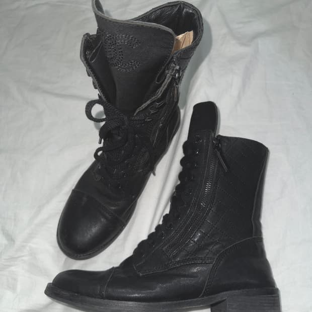 샤넬 2014 by 칼라거펠트 컴뱃부츠