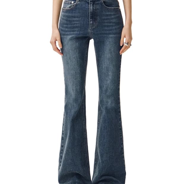 데케트 우먼 Signature Slim Flared Jeans BLUEB