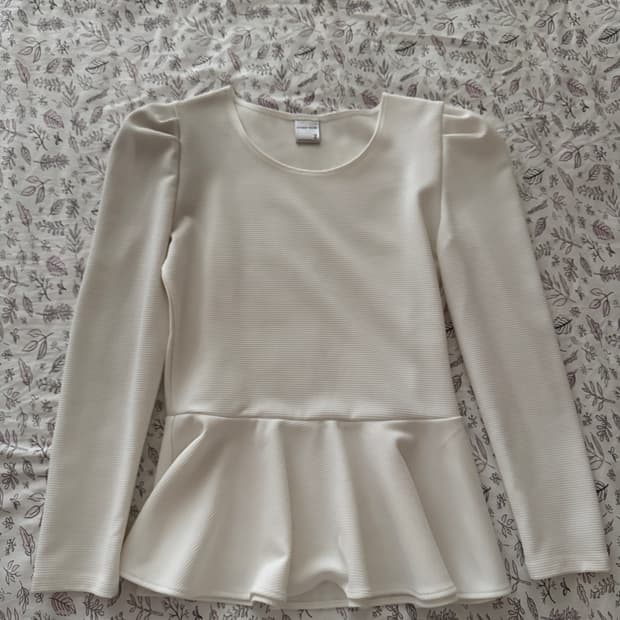 (2C) CLASSIC  BLOUSE