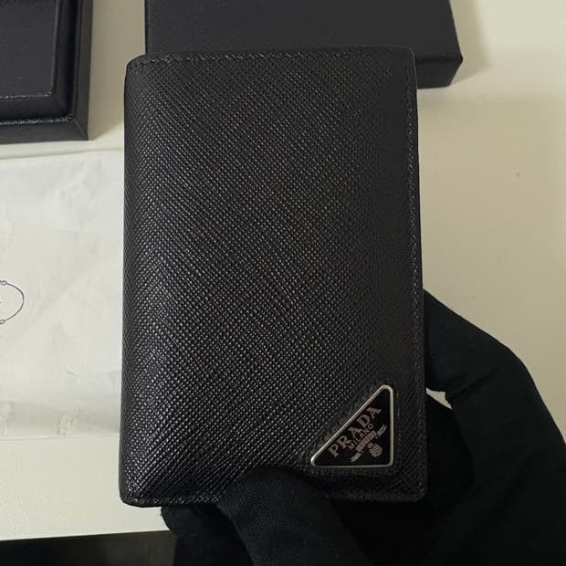 PRADA 프라다 2MC101 내장칩 사피아노 신형로고 카드 지갑 풀박스