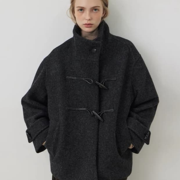 시티브리즈 울 하이넥 더플코트