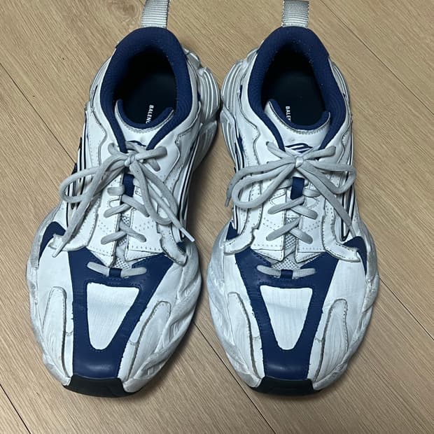 발렌시아가 먼데이슈즈 네이비43