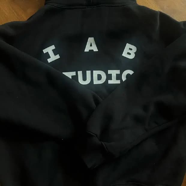 IAB 스튜디오 후드티 블랙 M