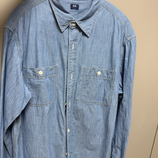 유니클로 샴브레이 셔츠 L 밝은