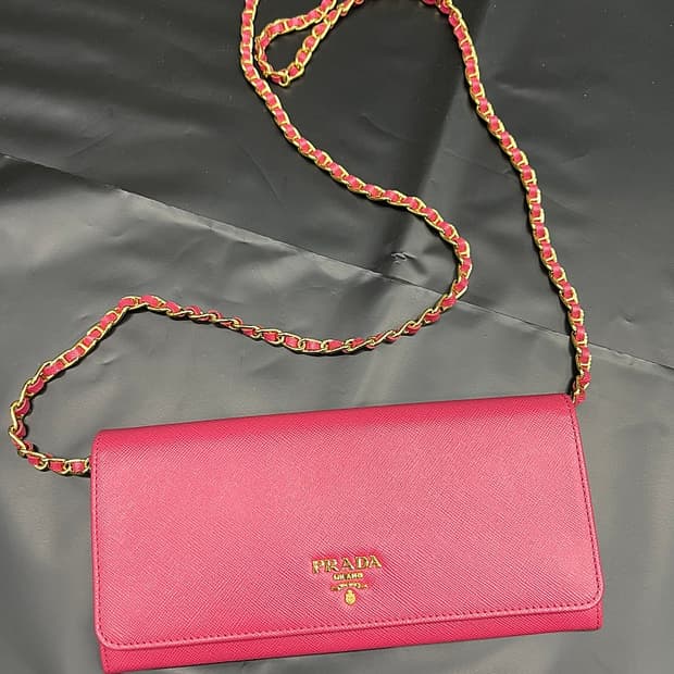 프라다 사피아노 로고 미니 크로스백