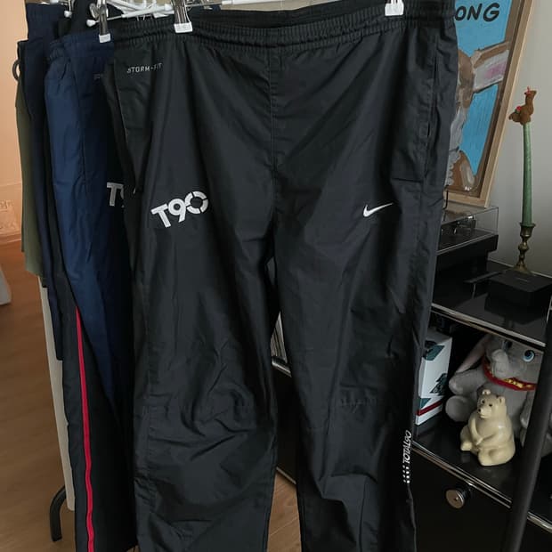 나이키 토탈90 스톰핏 트레이닝 팬츠 L 블랙