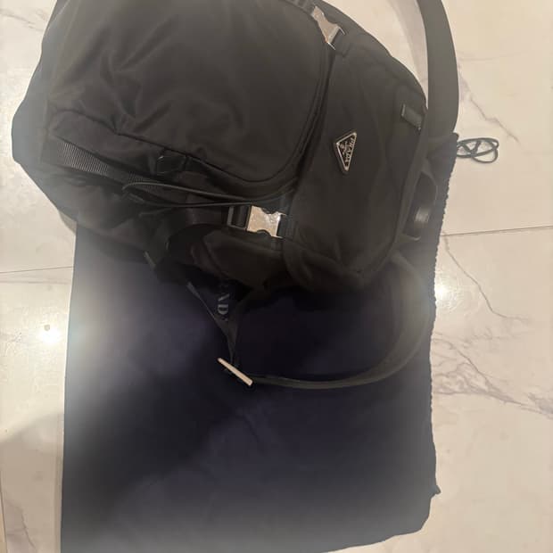 프라다 리나일론 백팩