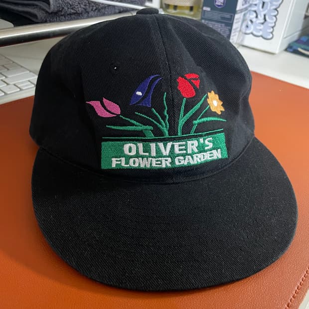 마스컴퍼니 OLIVER'S FLOWER GARDEN 블랙 볼캡