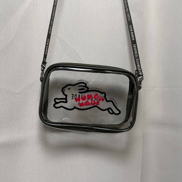 Human made 휴먼메이드 PVC 크로스백