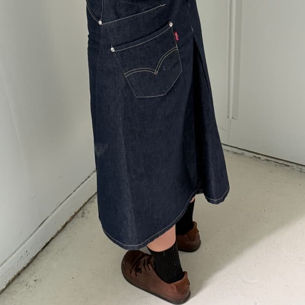 리바이스 엔지니어드 데님스커트