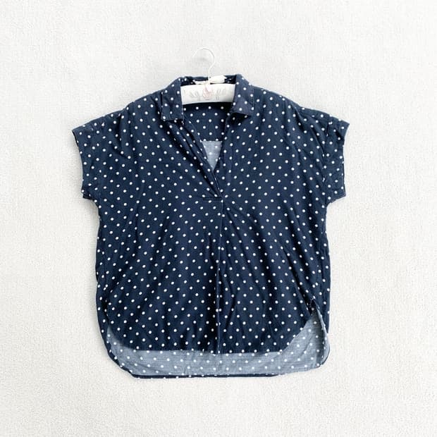 네이비 도트 ♥ 여리루즈핏 블라우스