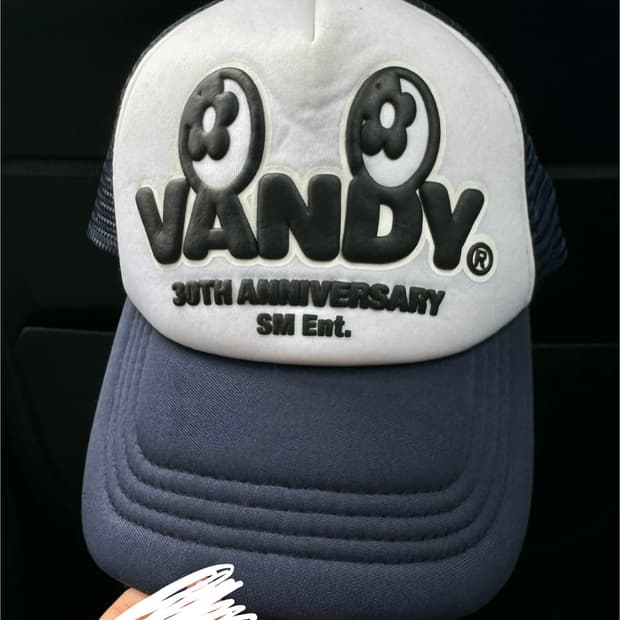 반디더핑크xSM30주년 트러커햇